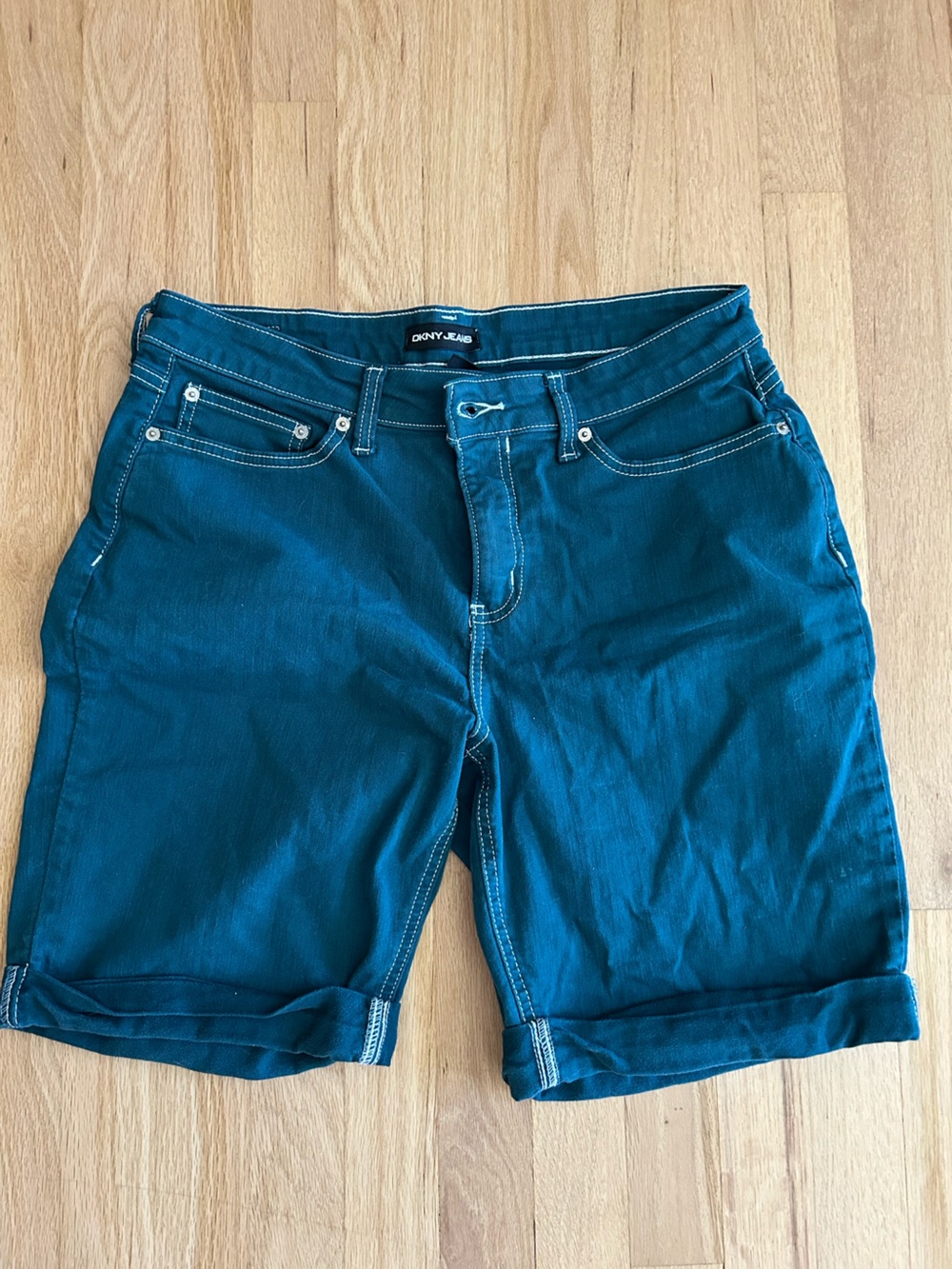 SUAY LA sew shop dyed DKNY cuffed shorts stretch denim Bermuda size 12 teal